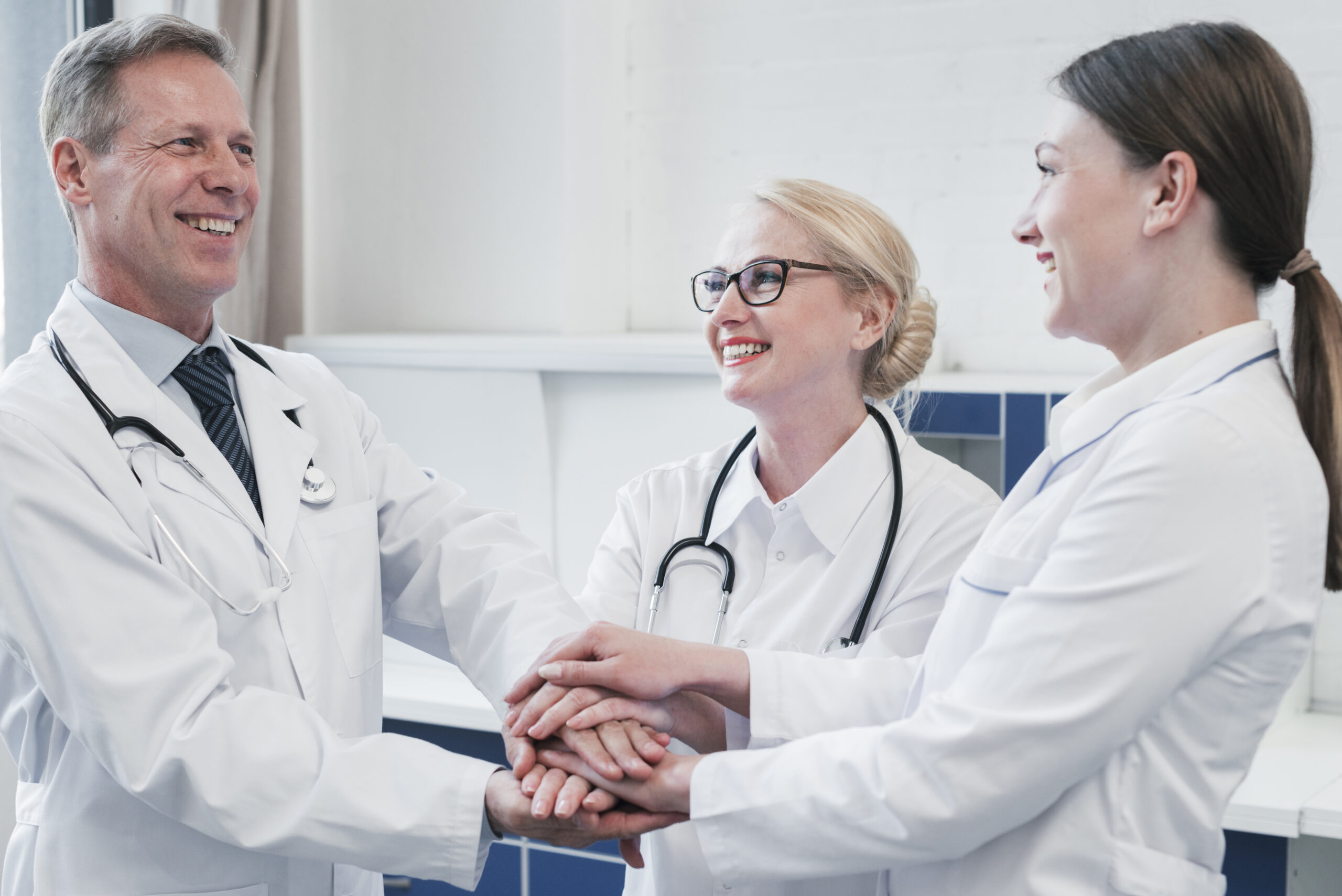 medical-team-doctor-s-office